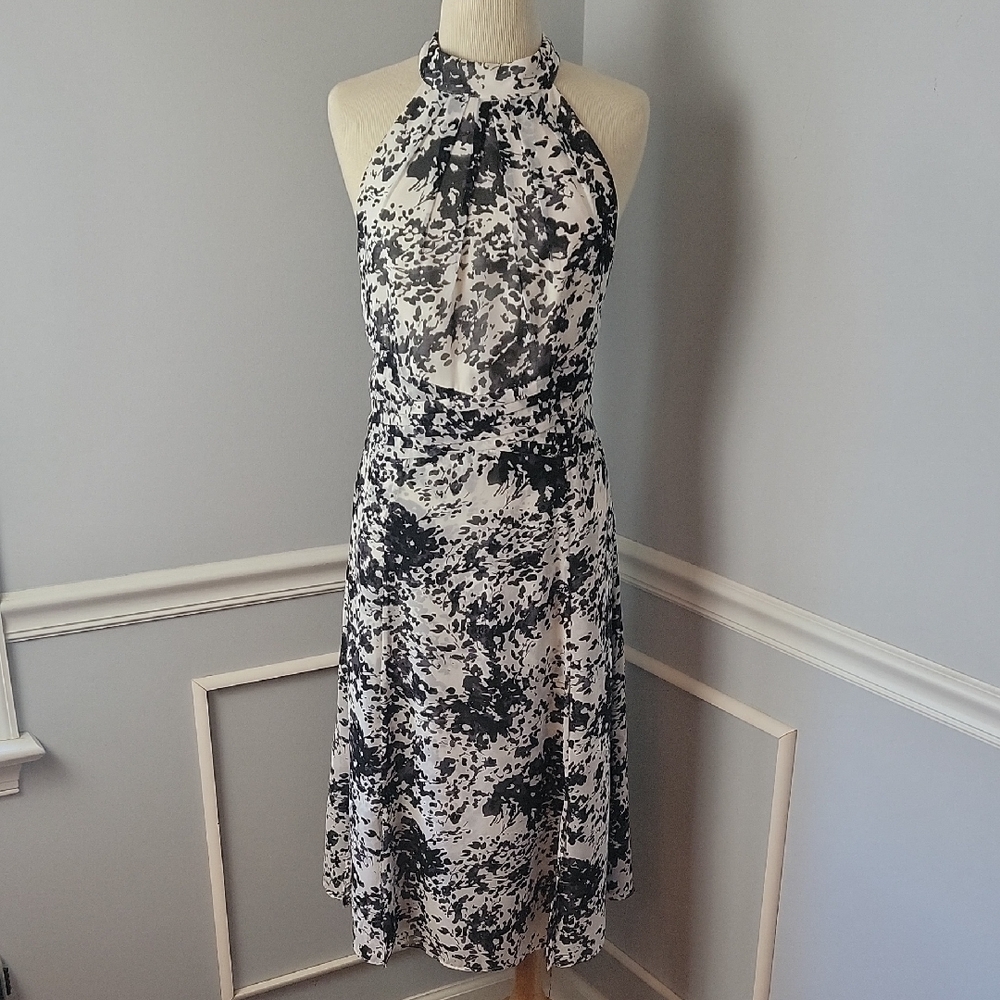 WHITE HOUSE | BLACK MARKET White Black Floral Print Halter Slit Back Party Dress
